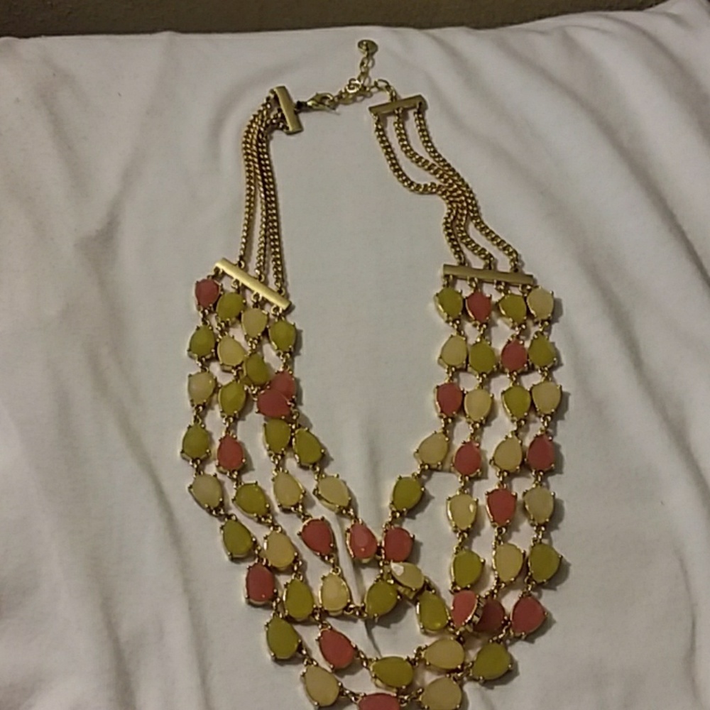 NWOT Necklace